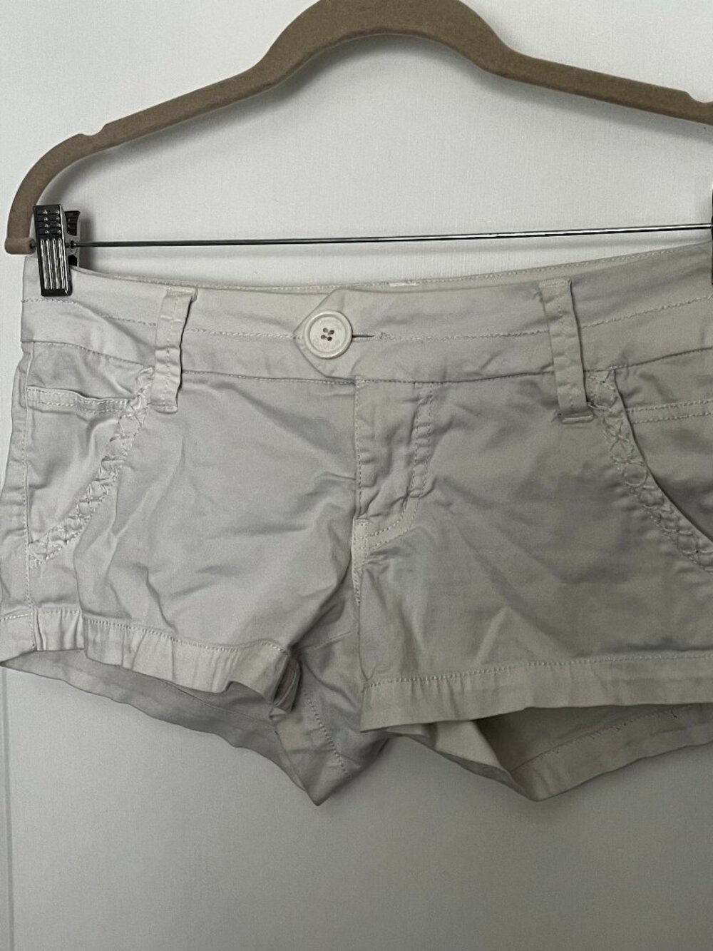 micro‑shorts in size 7. Soft cotton‑blend fabric